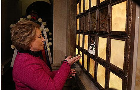 Землю с мест боев подо Ржевом передали храму-памятнику в честь Всех Святых в Минске