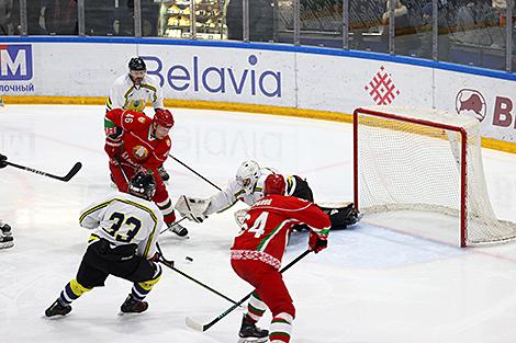 Хоккейная команда Президента выиграла шестой матч в РХЛ