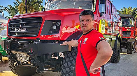 Экипаж капотного МАЗа Сергея Вязовича победил в ралли-рейде в Марокко