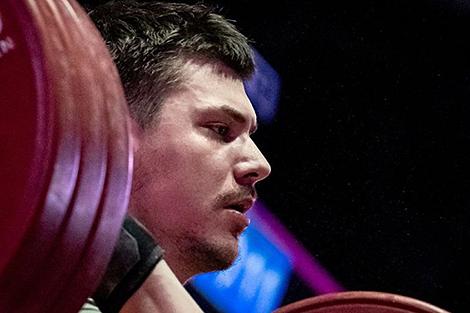 Белорус Павлюковец стал серебряным призером юниорского ЧЕ по тяжелой атлетике