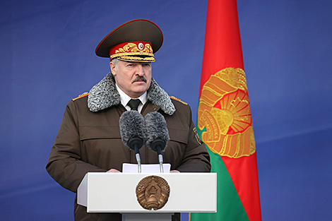 Лукашенко: сидящие за рубежом 