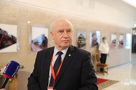 Лебедев: главное, чтобы после выборов жизнь в Беларуси была счастливая и мирная