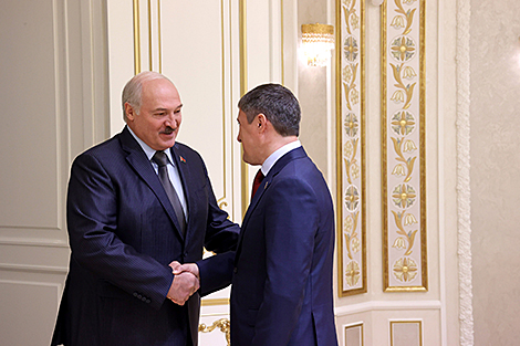 Лукашенко на встрече с губернатором Пермского края: все, что можем сделать для россиян, мы всегда сделаем, и даже невозможное