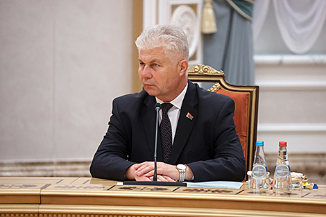О роли традиционных конфессий в духовном развитии нашего народа рассказал Румак