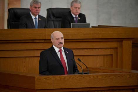 Лукашенко ставит задачу повышать роль Беларуси в региональной и международной политике