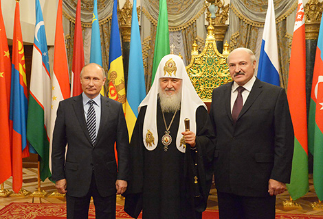 Лукашенко отмечает вклад Патриарха Кирилла в упрочение духовного единства Беларуси и России