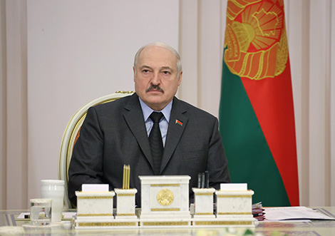 Лукашенко: цифровая сфера должна не только улучшать быт людей, но и повышать их благосостояние