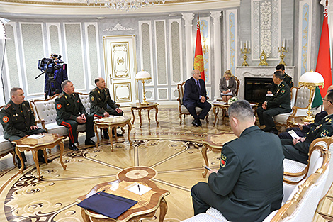 Лукашенко: военное сотрудничество Беларуси с Китаем не направлено против третьих стран