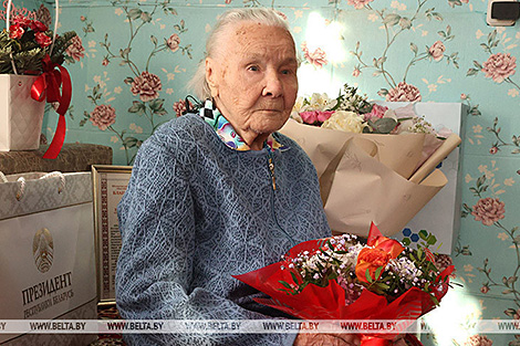 Учила Президента, считает главным в жизни мир и согласие. 101-летие отметила легендарная учительница из Александрии