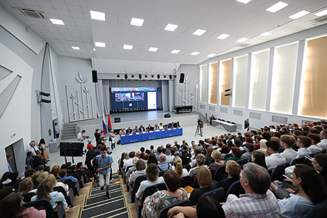 Дмитрук: Беларусь показала миру, как под давлением можно развиваться, не теряя достоинство