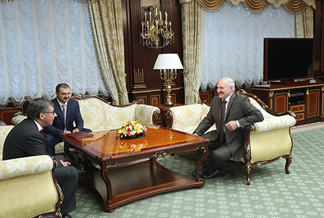 Лукашенко предлагает консорциуму 