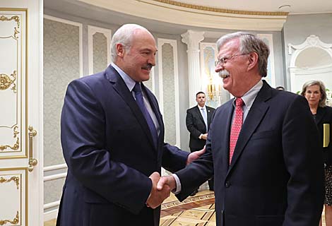 Болтон о переговорах с Лукашенко: это была очень важная встреча