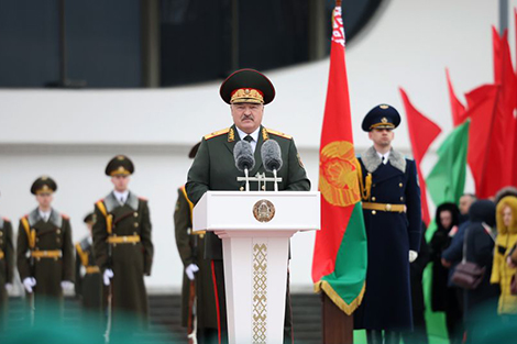 Лукашенко назвал своими главными приоритетами национальные интересы, безопасность страны и людей