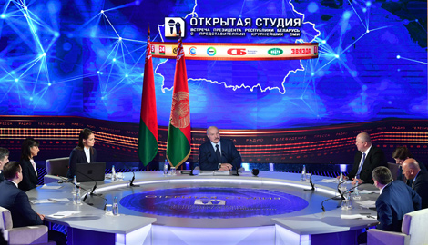 Лукашенко: Беларусь должна оставаться страной зимних видов спорта