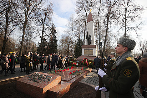 Караник: Вооруженные Силы Беларуси являются надежным гарантом мира и безопасности страны
