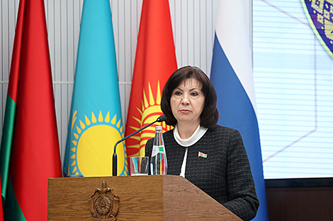 Кочанова: ответом на многообразные и изощренные вызовы должны стать конкретные механизмы на упреждение