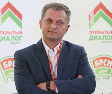 Бузовский: Государство надеется на дальнейшую инициативность молодежи