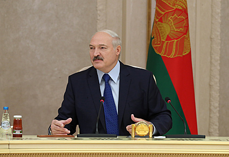 Лукашенко: у Беларуси нет потенциальных врагов, но мы готовы отразить угрозу с любых направлений