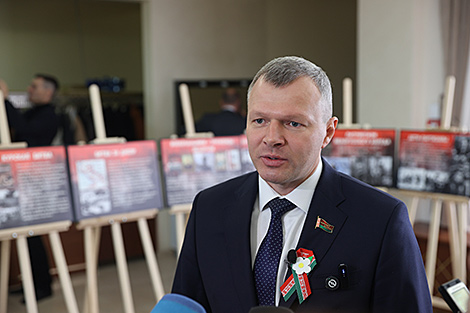 Романов: недопустима клевета на славную историю советского народа, победившего нацизм