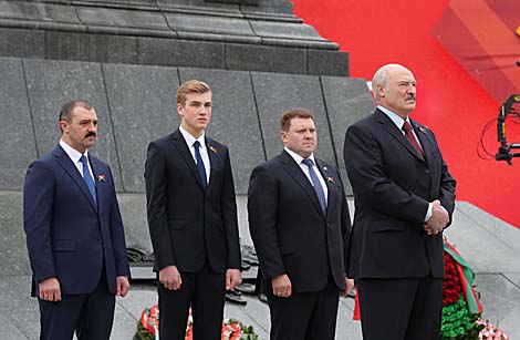 Президент: наш святой долг окружить заботой фронтовиков и тружеников тыла