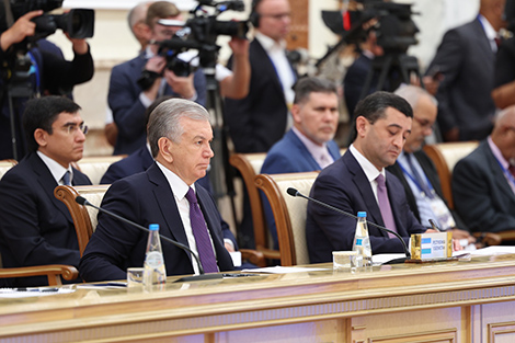 Президент Узбекистана отметил плодотворное председательство Беларуси в ЕАЭС