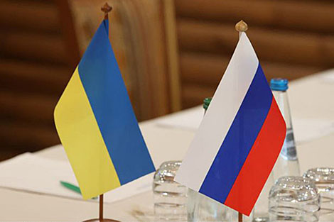 Лукашенко о мирных переговорах по Украине: хоть на Луну, но надо садиться за стол и разговаривать
