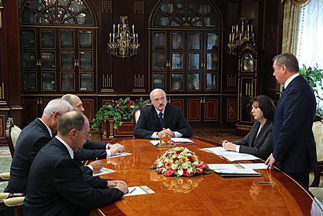 Опыт Финляндии в лучших секторах экономики надо перенести в Беларусь - Лукашенко
