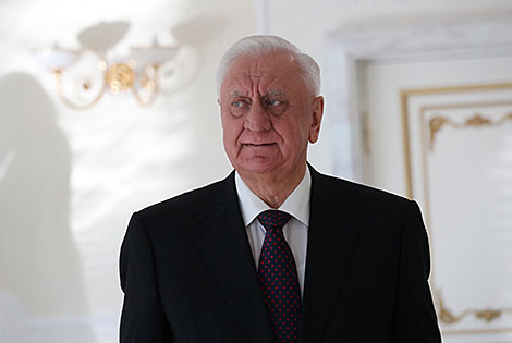 Мясникович рассчитывает, что Россия при ограничении въезда для белорусов будет применять гибкий подход