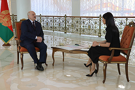 Лукашенко предупредил безумцев на Западе: Беларусь мгновенно ответит на агрессию, и не только ядерным оружием