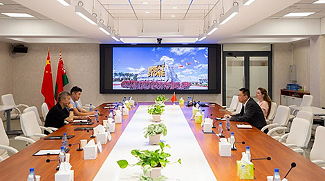 Production of high-tech packaging discussed at China-Belarus Industrial Park Great Stone