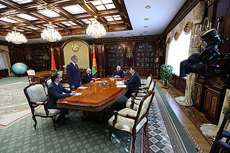 Lukashenko urges to improve Atlant's performance