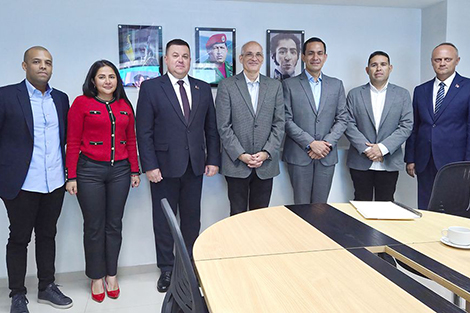 Belarusian ambassador meets with Venezuelan planning minister