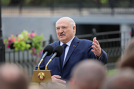 Lukashenko admits his love for potatoes