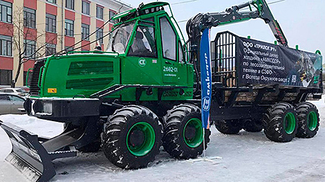Belarusian Amkodor featured at International Forest Forum in Russia’s Vologda