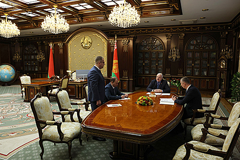 Lukashenko comments on priorities of investment strategy in Belarus