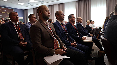 Over 120 private sector representatives take part in forum on partnership with China in Brest