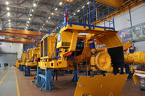 Belarus offered to set up BelAZ production facility in Uzbekistan