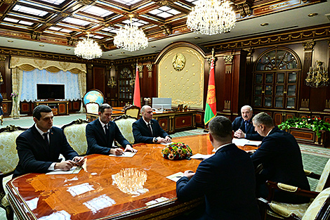 Lukashenko approves appointment of directors at three large companies