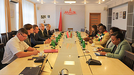 Belarusian MAZ seeks closer cooperation with Zimbabwe