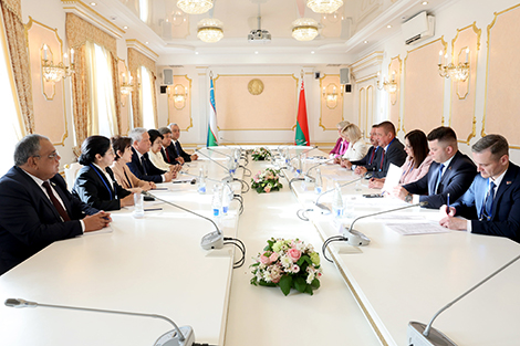 Belarus-Uzbekistan interparliamentary cooperation commission holds first meeting