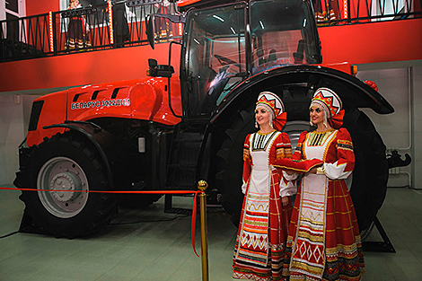 MTZ classroom opens in Novosibirsk Agricultural University