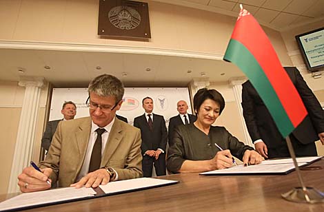 Belarus, Ukraine sign $10m worth of documents at Advisory Council meeting