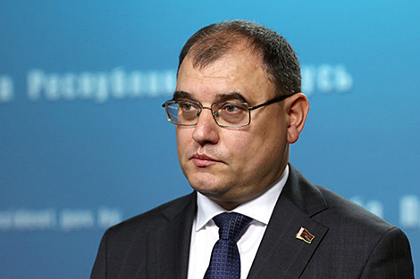 Belarusian Deputy PM outlines tasks for manufacturing sector