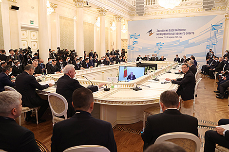 PM: Belarus against barriers to free movement of goods, services
