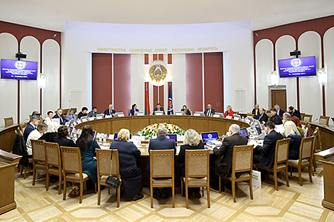 MFA: Belarus deals with side effects of sanctions better than EU