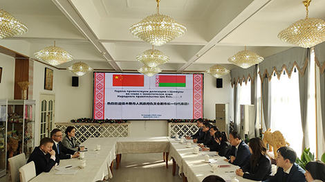 Cooperation prospects with China’s Jiamusi discussed at Belarusian embassy