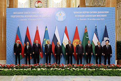 Lukashenko urges CIS leaders to see partners in each other