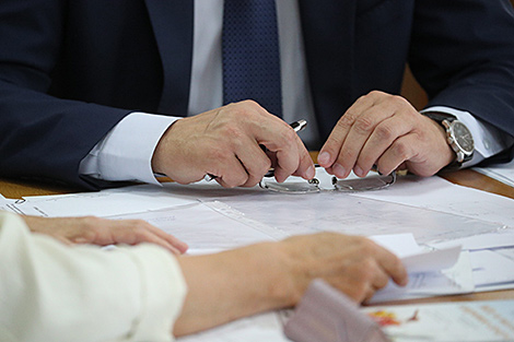 Belarus explores measures to help struggling enterprises