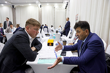 Belarus displays industrial export potential at business forum in Mongolia
