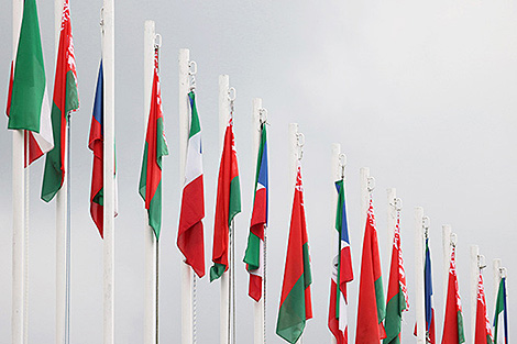 Belarusian Industry Ministry to implement six integrated projects with Equatorial Guinea